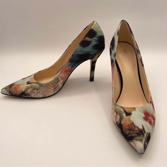 Nine West Leopard and Floral Print Women Size 7 - Picture 3 of 9